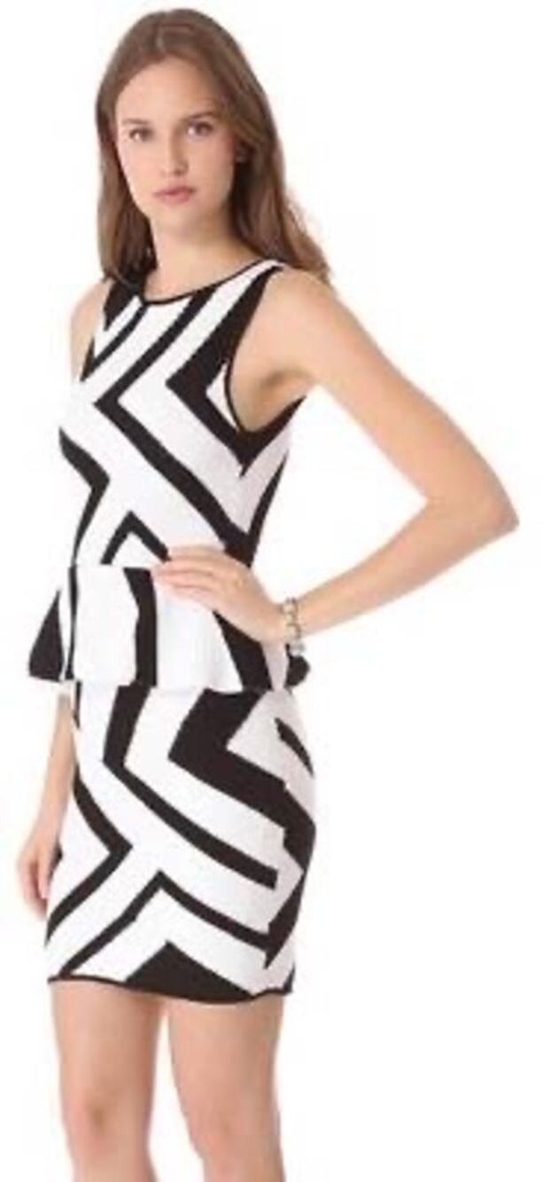 Alice + Olivia Black White Monaco Crochet Peplum knit Dress Size xs $497 tank